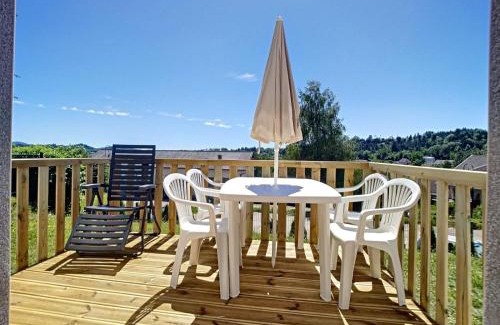 Clairvaux-les-Lacs Apartment | Appartement près du lac