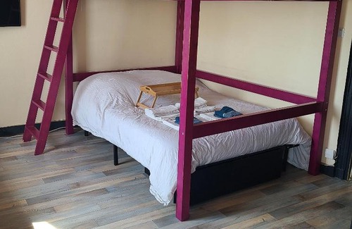 Rive Droite Apartment | Appartement pres du jardin des explorateurs