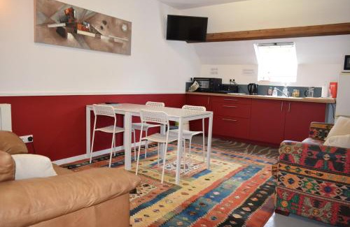 Saint-Coulitz Apartment | Appartement Privé, Camping La Pointe