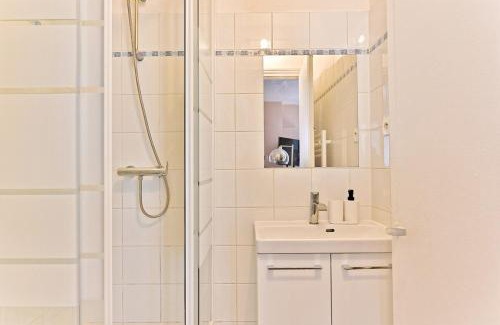 Plaisance Apartment | Appartement proche de la Gare Montparnasse-II