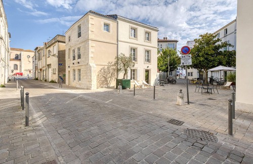 La Rochelle City Centre Apartment | Appartement proche Plage