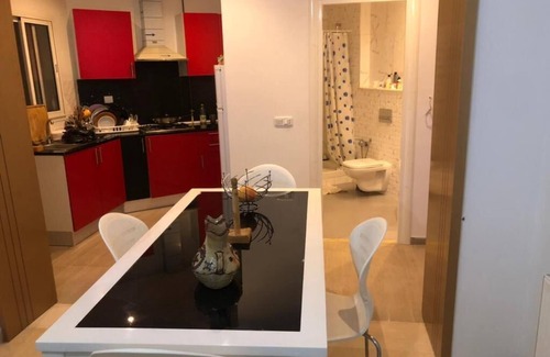 Ennasr Apartment | Appartement propre et spacieux, emplacement de qualité