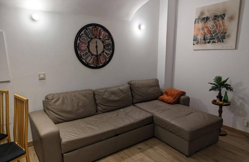 Pourrieres Apartment | Appartement Provençale Dans un Village Familiale
