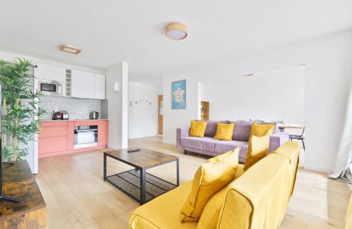 Saint-Vincent-de-Paul Apartment | Appartement Quartier Canal Saint Martin Free Netflix
