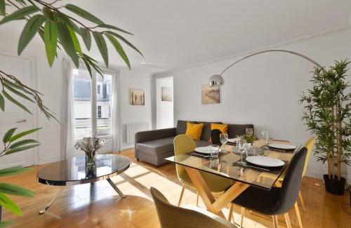 Chaussee-d'Antin Apartment | Appartement Quartier Opéra 2 Free Netflix