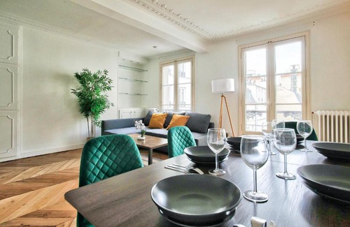 7th Arrondissement Apartment | Appartement Quartier Saint Germain 1