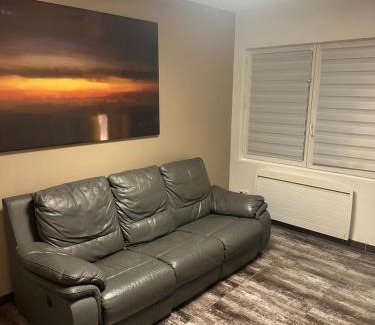Coudekerque-Branche Apartment | Appartement rez de chaussée 4 personnes 2 chambres avec parking