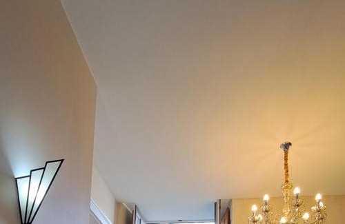 Cathedrale Apartment | Appartement raffiné vue cathédrale, jardin, wifi