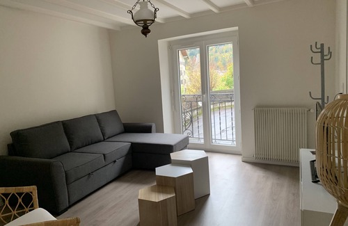 La Bourboule Apartment | Appartement RDC 9 Personnes Wifi Proche Centre