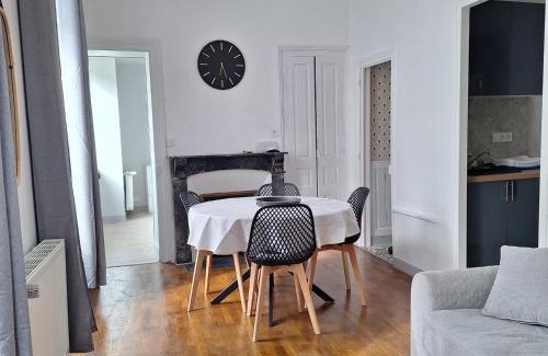 Mayenne Apartment | Appartement RDC centre ville - Local vélos disponible