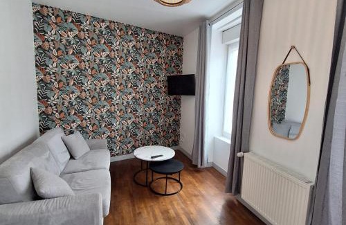 Mayenne Apartment | Appartement RDC centre ville - Local vélos disponible