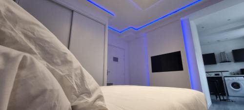 Gare-Jouvenet Apartment | Appartement RGB