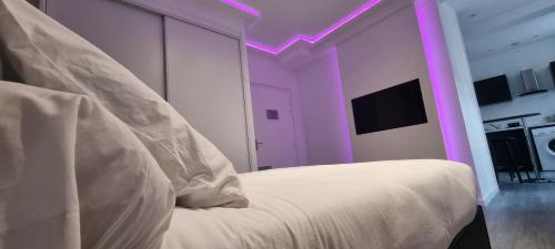 Gare-Jouvenet Apartment | Appartement RGB