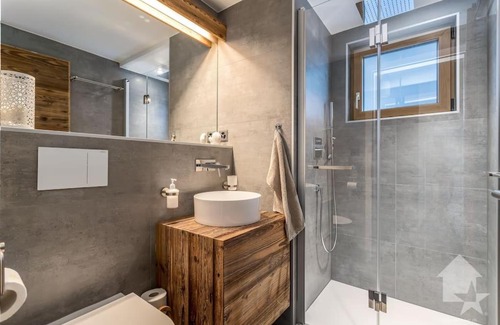 Saint-Pierre-de-Clages Apartment | Appartement Rosalp, 200m des télécabines,
