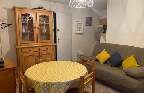 Saint-Georges-de-Didonne Apartment | Appartement Royan, 3 pièces, 5 personnes - FR-1-494-43