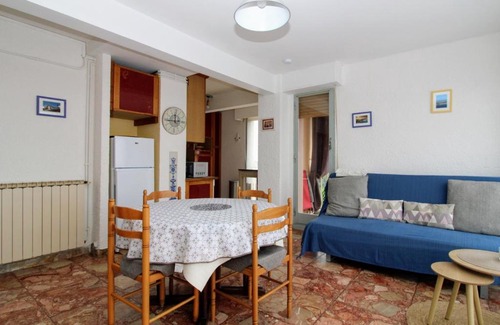 Saint-Cyprien Plage Apartment | Appartement Saint-Cyprien, 2 pièces, 4 personnes - FR-1-309-347