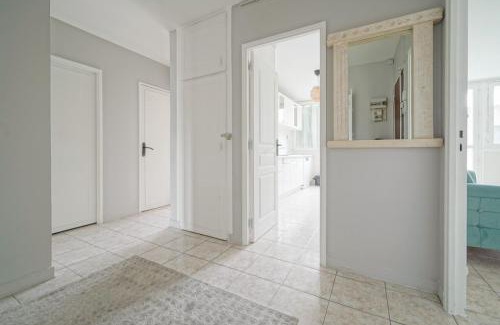 Saint-Ouen Apartment | appartement saint ouen sur Seine