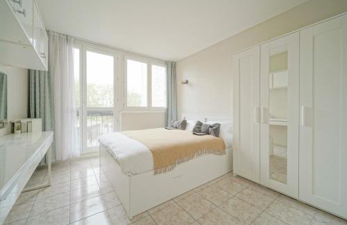 Saint-Ouen Apartment | appartement saint ouen sur Seine