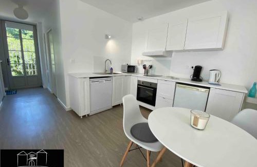 Vernaison Apartment | Appartement Scandinave dans domaine historique d'exception