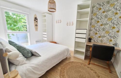 Saint-Marc-sur-Mer Apartment | Appartement Spacieux avec Parking proche MER