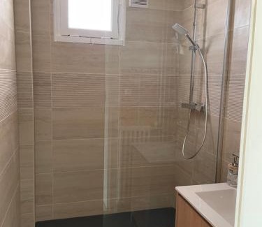 Pontlieue - Rocade Apartment | Appartement spacieux à 2km du circuit, proche tram, circuit à 8 en tram
