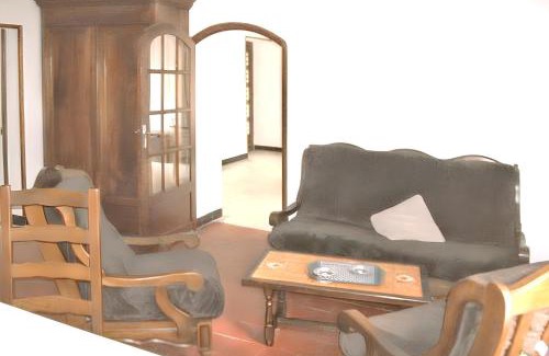 Besseges Apartment | Appartement spacieux à Bessèges - Vue montagne et terrasse