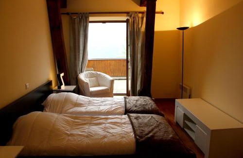 Espalion Apartment | Appartement spacieux avec vue sur les montagnes à Espalion