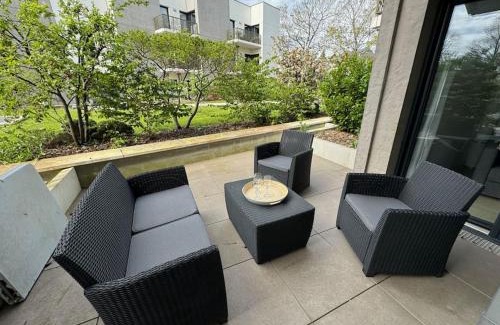 Saint-Jean Eudes Saint-Gilles Apartment | Appartement spacieux avec terrasse