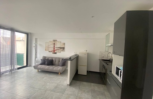 Argenteuil Apartment | Appartement Spacieux et Lumineux
