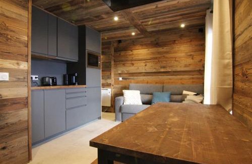 Jeux Apartment | Appartement spacieux 3 pièces avec grande terrasse au cœur de l'Alpe d'Huez, parking et casier à skis inclus - FR-1-405-8