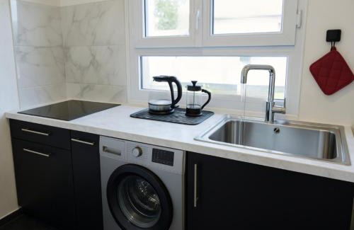 Saint-Jean Eudes Saint-Gilles Apartment | Appartement Spacieux & Parking