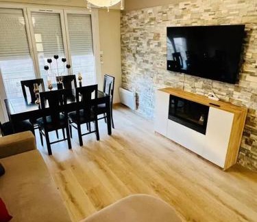 Saint-Charles Apartment | Appartement spacieux près de la Gare de Marseille