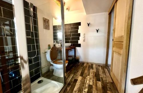 Trebes Apartment | Appartement style chalet proche Cité Carcassonne & lac de la Cavayère