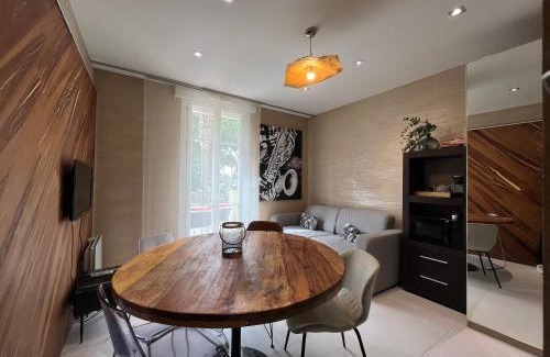 Juan-les-Pins Apartment | Appartement sur la Pinède à Juan les pins