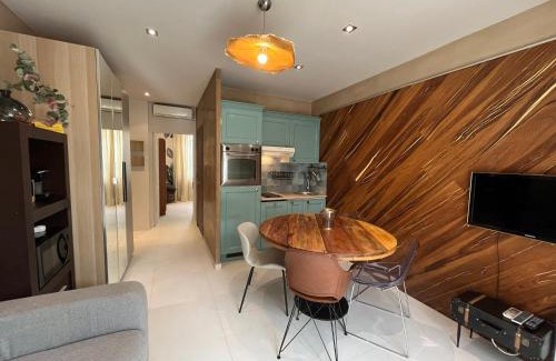 Juan-les-Pins Apartment | Appartement sur la Pinède à Juan les pins