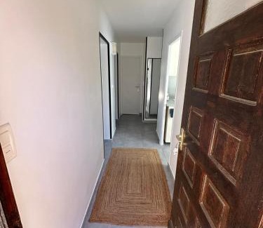 Six-Fours-les-Plages Apartment | Appartement T2 Six Fours Cap Negre,1 mn à pied de la mer