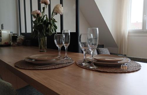 Beauvais Apartment | Appartement T2 Cosy Hyper Centre proche Aéroport et Gare SNCF