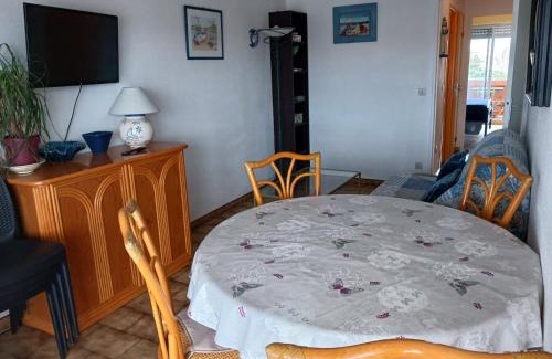 Le Port Apartment | Appartement T2 vue Mer et Port,2 balcons, Parking privé