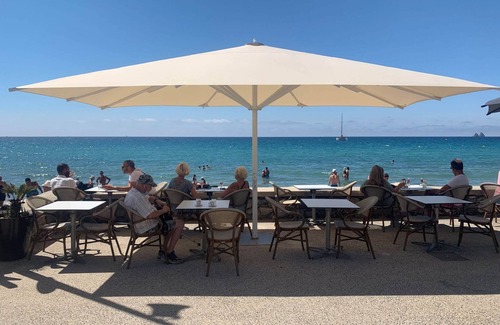 Les Sablettes Apartment | Appartement T2 Coquet et Frais à 200m de la Plage des Sablettes