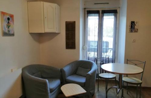 Vitre Apartment | Appartement T2 RDC centre Vitré 35500