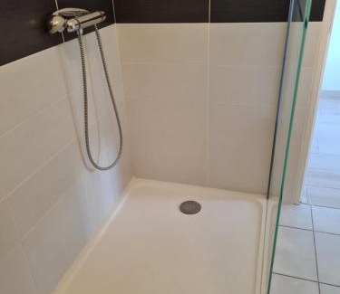 Frehel Apartment | Appartement T2 spacieux à FREHEL mieux vaut reserver via RBNB