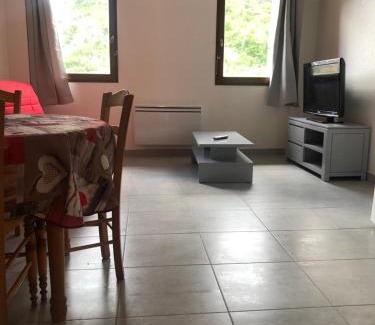 Jausiers Apartment | Appartement T2 tout confort tout équipé Jausiers