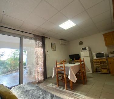 Leucate Apartment | Appartement T3 - 15 mn Marché Noël -