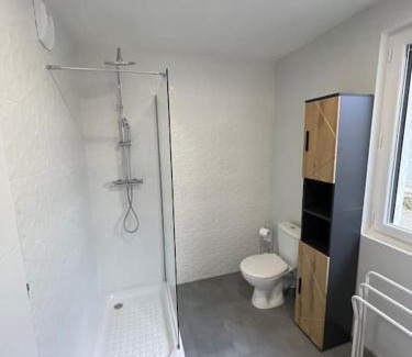 Saint-Priest Apartment | Appartement T3 avec jardin et véranda