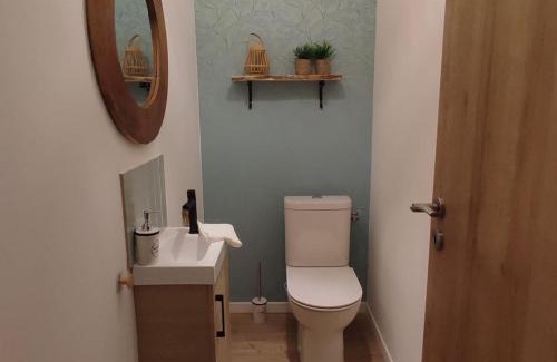 Bastelicaccia Apartment | Appartement T3 dans villa avec piscine