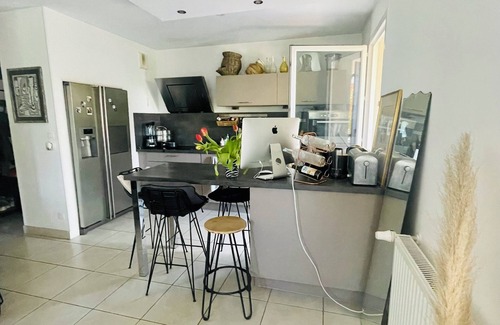 Aix-en-Provence Apartment | Appartement T3 en Rez de Jardin à 10 mn du Centre Ville