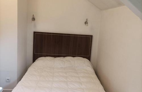Jausiers Apartment | Appartement T3 Mezzanine pour 6 Pers. avec Piscine et Sauna à Jausiers, Château des Magnans - FR-1-165B-9