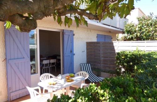 Narbonne-Plage Apartment | Appartement T3, RDC, 4 couchages, Front de Mer Narbonne Plage
