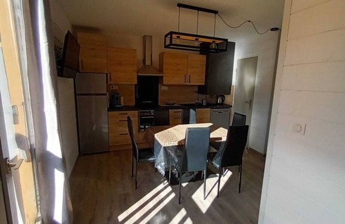 Ax-les-Thermes Apartment | Appartement T3 Toutes Saisons à 100m des Remontées