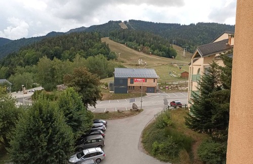 Ax-les-Thermes Apartment | Appartement T3 Toutes Saisons à 100m des Remontées